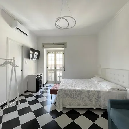 Palazzo Di Donna Strategic Appartments To Amalfi Coast, Pompei, Napoli With Panoramic Terraces And Private Parking Sant'Egidio del Monte Albino Exterior photo