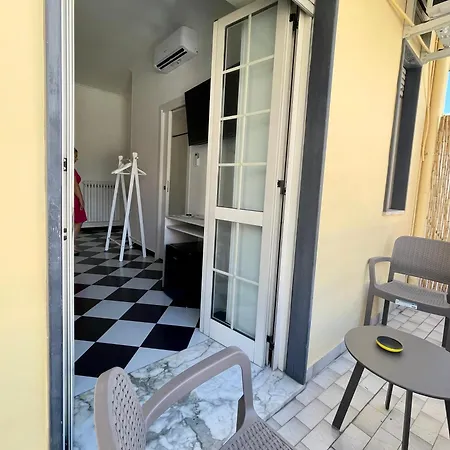 Palazzo Di Donna Strategic Appartments To Amalfi Coast, Pompei, Napoli With Panoramic Terraces And Private Parking Sant'Egidio del Monte Albino Exterior photo