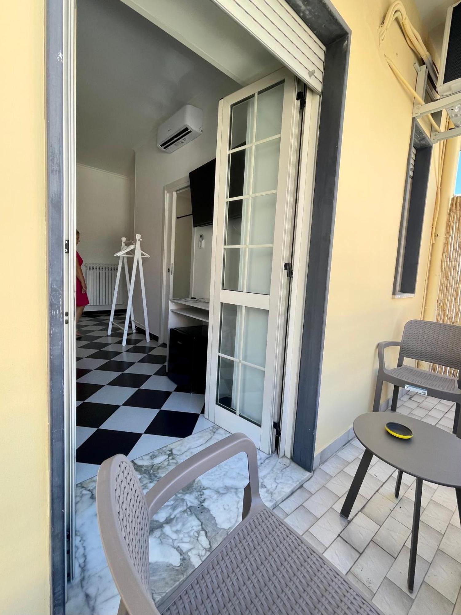 Palazzo Di Donna Strategic Appartments To Amalfi Coast, Pompei, Napoli With Panoramic Terraces And Private Parking Holiday home Sant'Egidio del Monte Albino