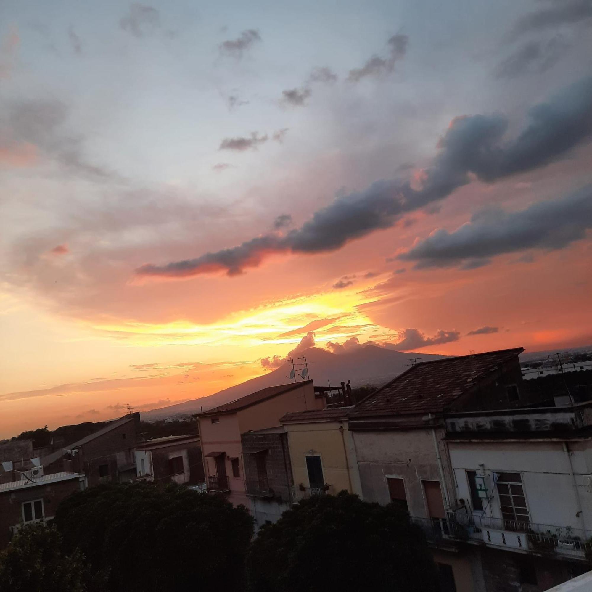 Palazzo Di Donna Strategic Appartments To Amalfi Coast, Pompei, Napoli With Panoramic Terraces And Private Parking