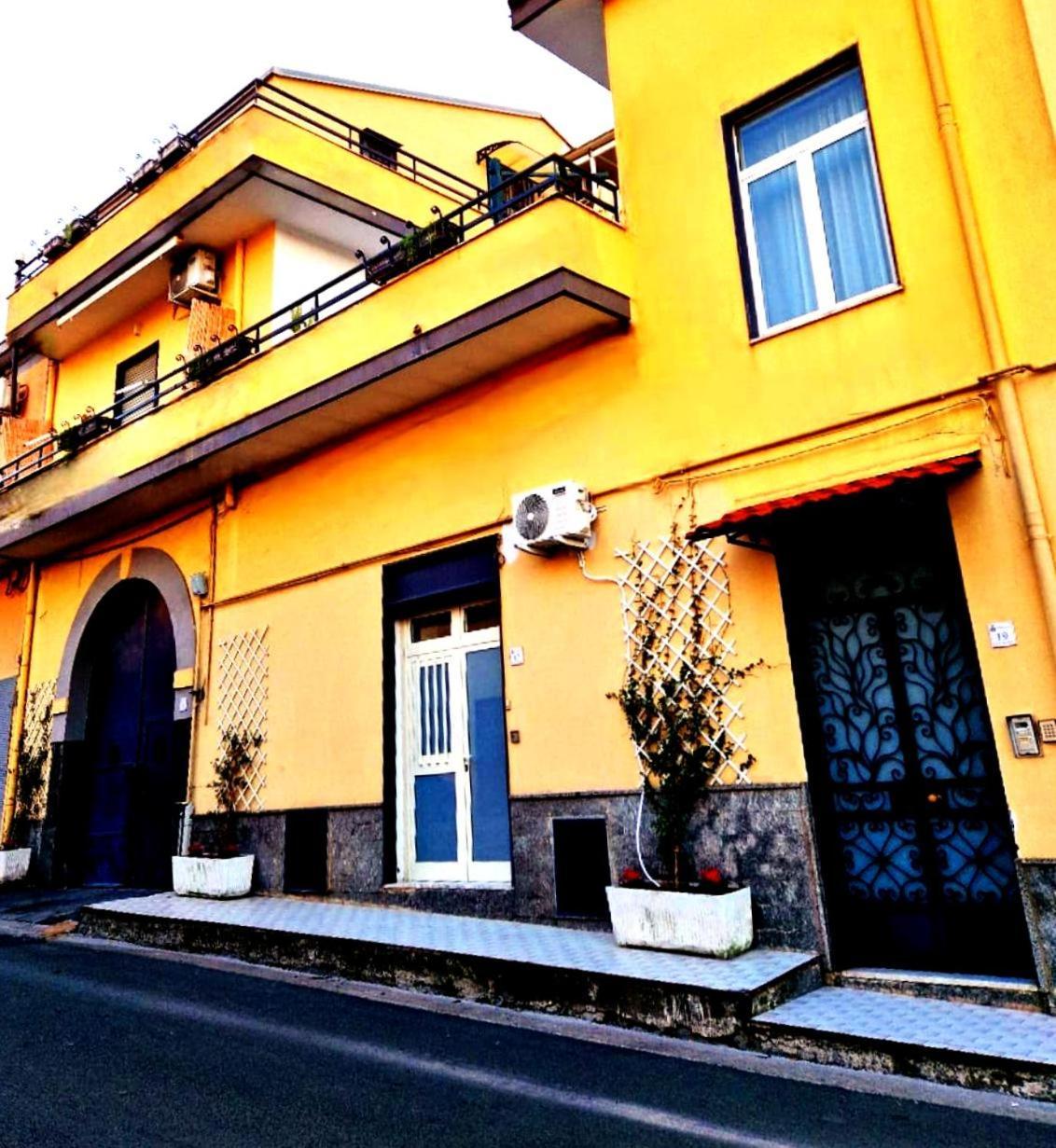 Palazzo Di Donna Strategic Appartments To Amalfi Coast, Pompei, Napoli With Panoramic Terraces And Private Parking Sant'Egidio del Monte Albino